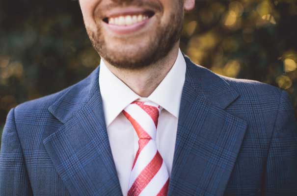 Wedding_lace-dress_red-and-white_Garden3