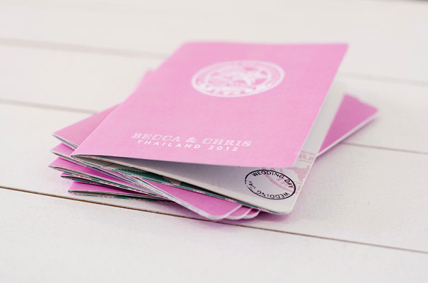 passport-invitations-wedding-stationery-destination-travel-theme3