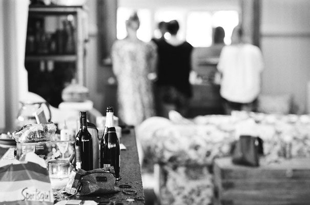 byron-bay-wedding-hinterland-floral-crown-amazing-feather-and-stone-photography