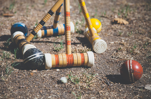 DIY-country-rustic-backyard-weding-inspiration-short-lace-dress-blue-green-yellow32