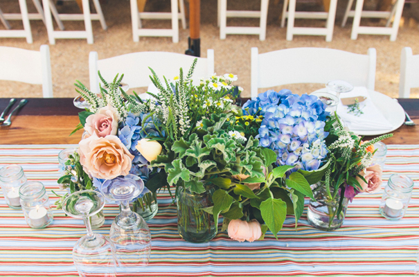DIY-country-rustic-backyard-weding-inspiration-short-lace-dress-blue-green-yellow44