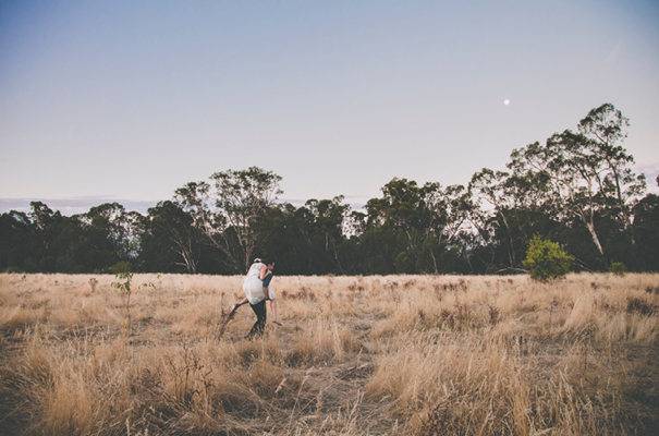 DIY-country-rustic-backyard-weding-inspiration-short-lace-dress-blue-green-yellow56