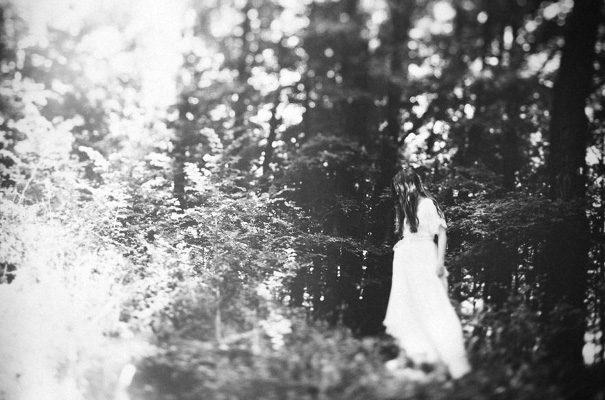 tim-coulson=photographer-bush-wedding-sydney-amazing-creek-river-country11