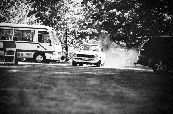 tim-coulson=photographer-bush-wedding-sydney-amazing-creek-river-country35