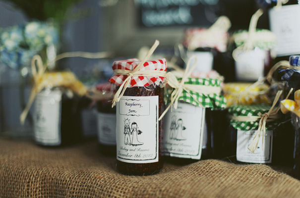 barwon-heads-wedding-photographer-great-ocean-road-bride-reception-inspiration-bush-coast44