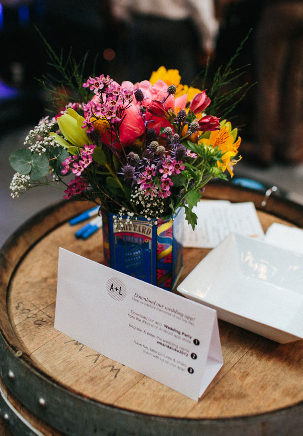 country-DIY-bunting-wedding-barn-winery-qld-julian-beattie-retro-vintage-bride11