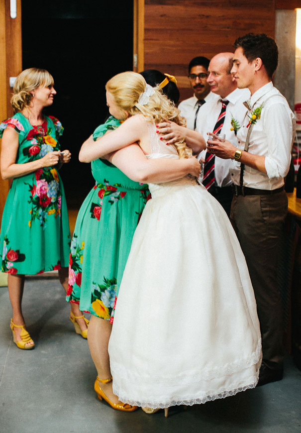 country-DIY-bunting-wedding-barn-winery-qld-julian-beattie-retro-vintage-bride19