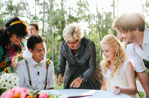 cute-DIY-bunting-wedding-barn-winery-qld-julian-beattie-retro-vintage-bride44