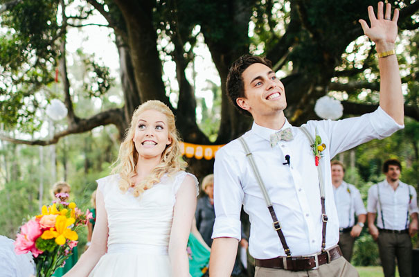 cute-DIY-bunting-wedding-barn-winery-qld-julian-beattie-retro-vintage-bride48