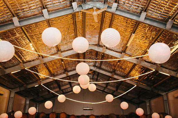 cute-DIY-bunting-wedding-barn-winery-qld-julian-beattie-retro-vintage-bride59