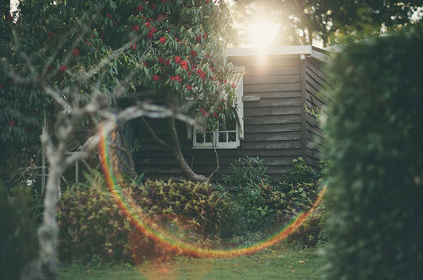 black-wedding-dress-sequins-backyard-outdoor-elegant-garden-inspiration2