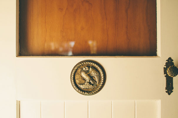 black-wedding-dress-sequins-backyard-outdoor-elegant-garden-inspiration4