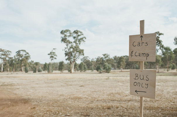 loz-shock-tee-pee-country-wedding-DIY-rock-n-roll-bride25