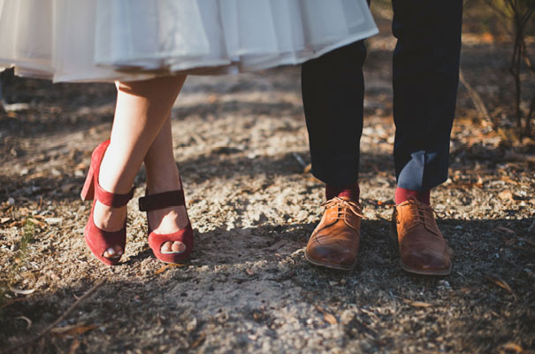 loz-shock-tee-pee-country-wedding-DIY-rock-n-roll-bride43