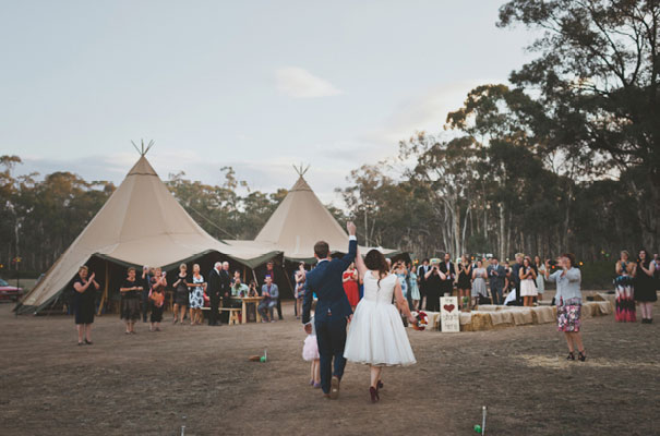 loz-shock-tee-pee-country-wedding-DIY-rock-n-roll-bride61