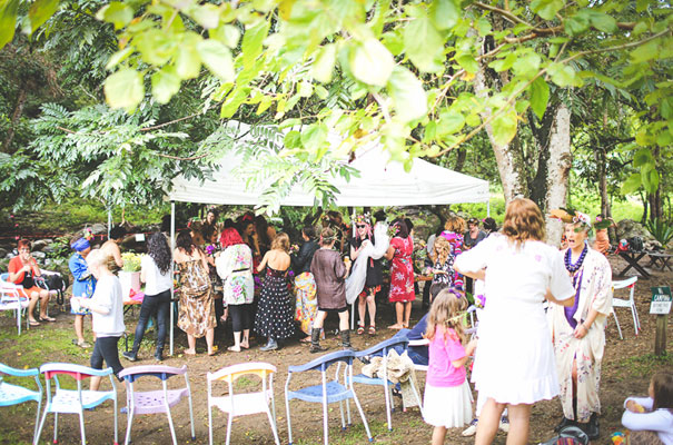 rock-n-roll-bride-hippy-boho-wedding-forest-creek-flower-inspiration14