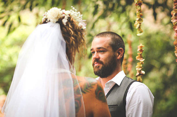 rock-n-roll-bride-hippy-boho-wedding-forest-creek-flower-inspiration40