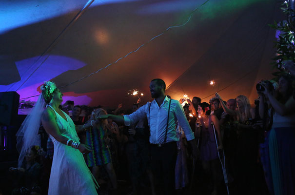 rock-n-roll-bride-hippy-boho-wedding-forest-creek-flower-inspiration66