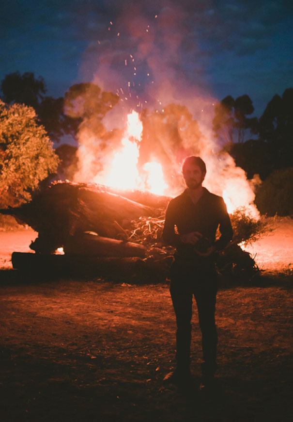 tee-pee-country-wedding-DIY-rock-n-roll-bride15