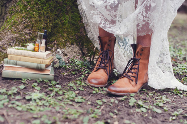 boho-bride-succulents-wedding-greenery-cakes-styling-inspiration-marion15