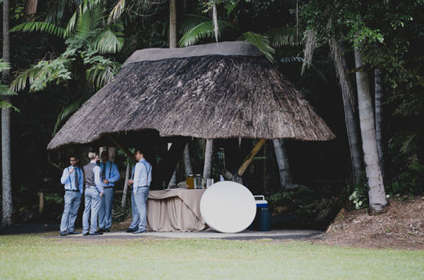boomerang-farm-country-wedding-queensland-kombi-DIY-barn-Luke-Going21