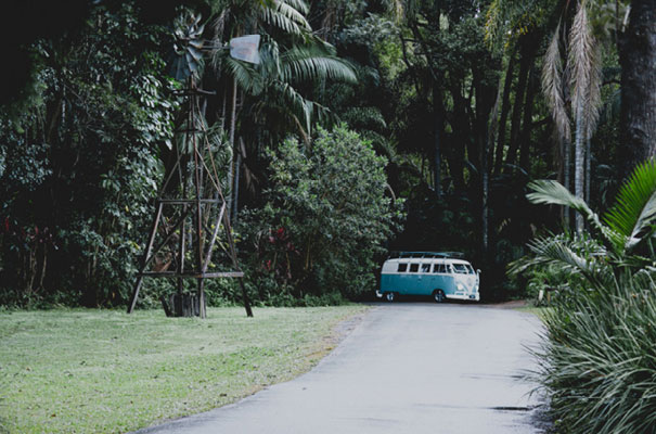 boomerang-farm-country-wedding-queensland-kombi-DIY-barn-Luke-Going25