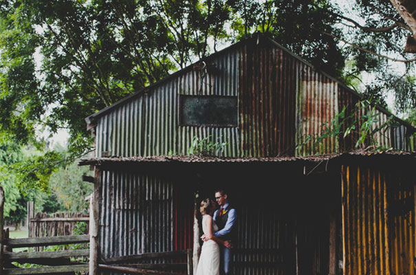 boomerang-farm-country-wedding-queensland-kombi-DIY-barn-Luke-Going44