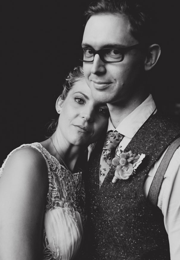 boomerang-farm-country-wedding-queensland-kombi-DIY-barn13