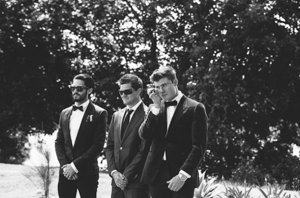 driftwood-shed-country-wedding-rock-n-roll-bride5