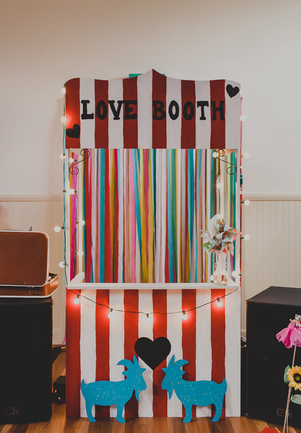 retro-wedding-carnival-circus-theme-rock-n-roll-bride26