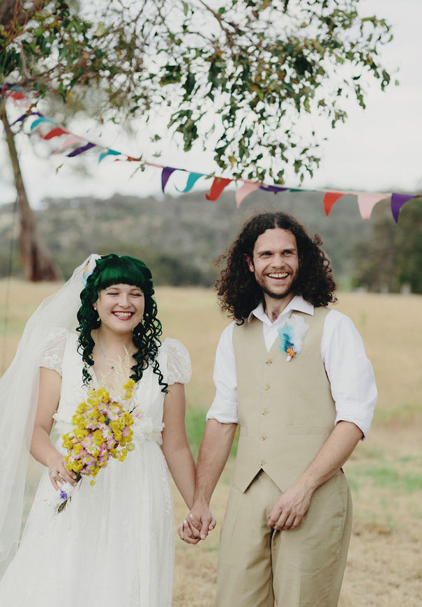 WA-samm-blake-rock-n-roll-bride-green-bright-country-wedding-DIY32