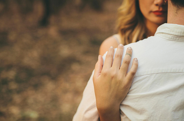 mitch-pohl-wedding-photographer-australia-outback-bush-engagement-bridal-hair-braid24