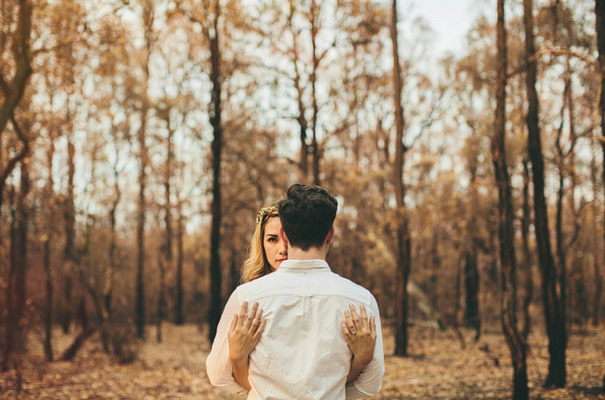 mitch-pohl-wedding-photographer-australia-outback-bush-engagement-bridal-hair-braid25
