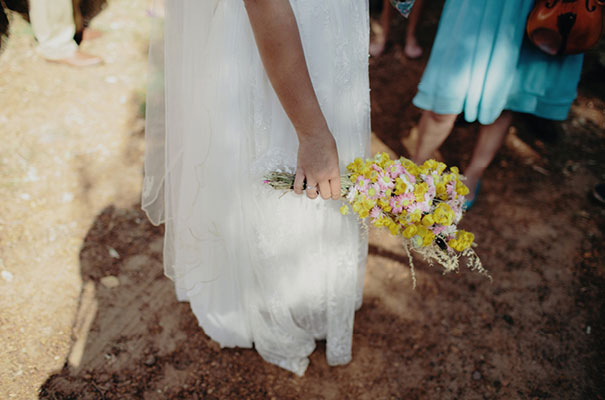 samm-blake-rock-n-roll-bride-green-bright-country-wedding-DIY11