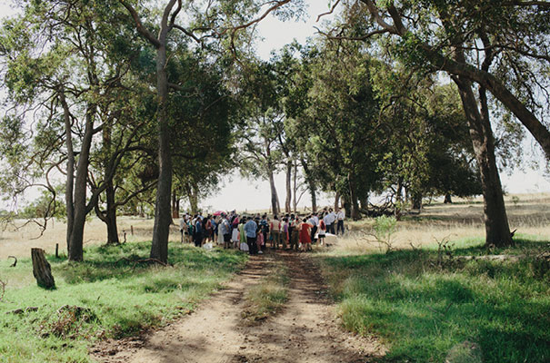 samm-blake-rock-n-roll-bride-green-bright-country-wedding-DIY13