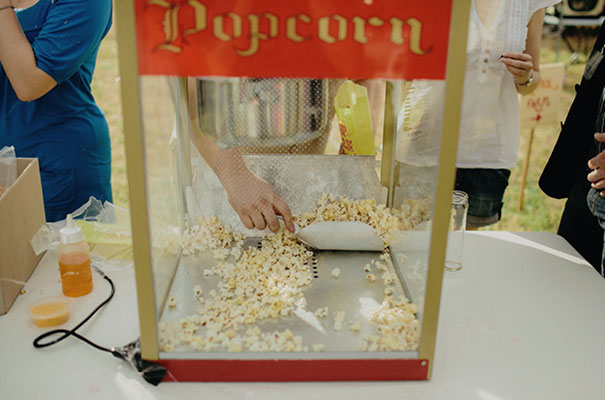 samm-blake-rock-n-roll-bride-green-bright-country-wedding-DIY29