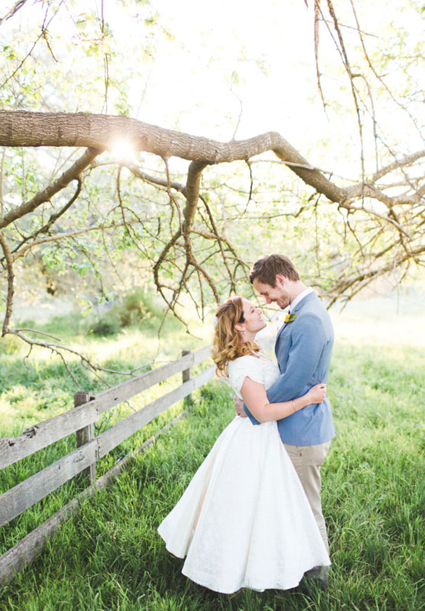 retro-wedding-diy-bride-pink-yellow7