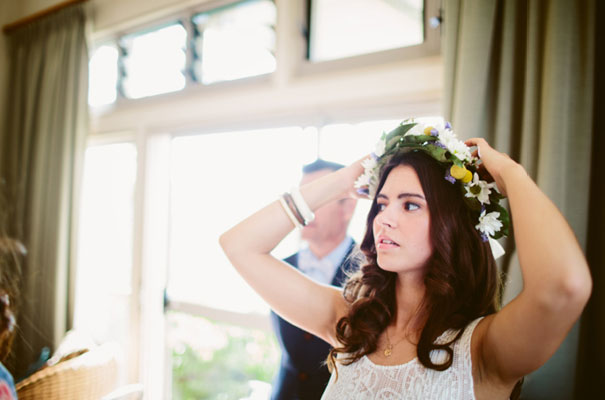 the-wanderers-daisies-boho-bride-country-hippie-wedding-farm-inspiration11