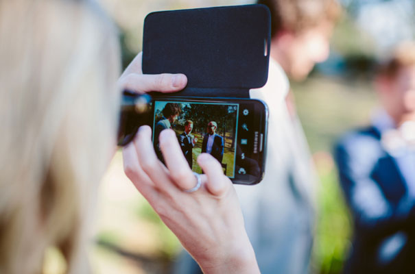 the-wanderers-daisies-boho-bride-country-hippie-wedding-farm-inspiration23