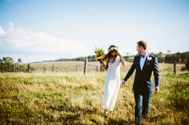 the-wanderers-daisies-boho-bride-country-hippie-wedding-farm-inspiration25