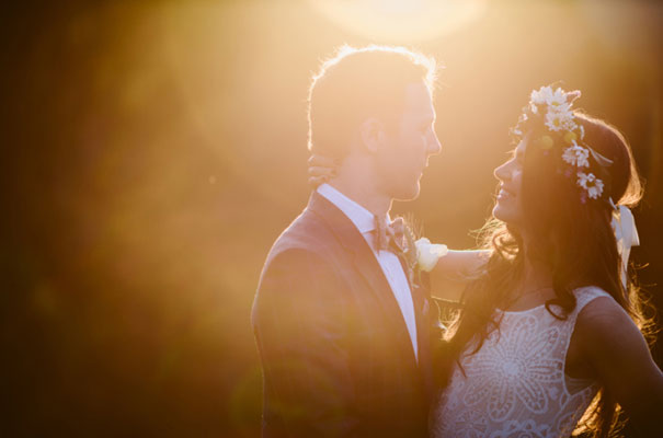 the-wanderers-daisies-boho-bride-country-hippie-wedding-farm-inspiration37