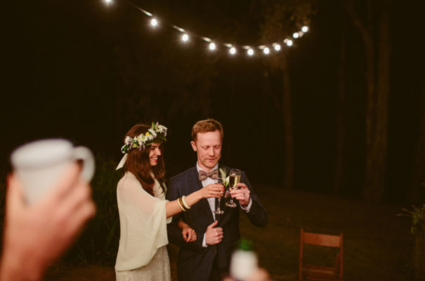 the-wanderers-daisies-boho-bride-country-hippie-wedding-farm-inspiration47