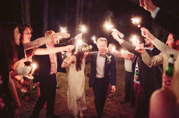 the-wanderers-daisies-boho-bride-country-hippie-wedding-farm-inspiration61