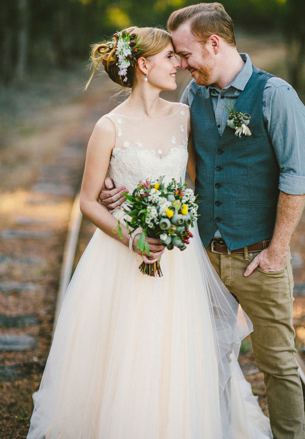 WA-wedding-garden-party-country-fairy-lights8