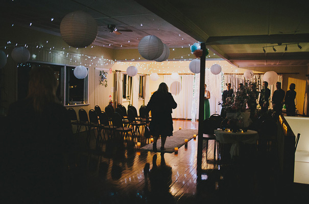 brisbane-wedding-photographer-bush-waterfall-australian-barefoot-bride37
