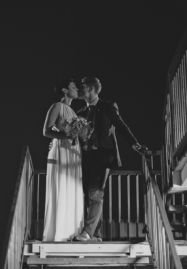 queensland-wedding-photographer-brisbane-bush-waterfall-australian-barefoot-bride2