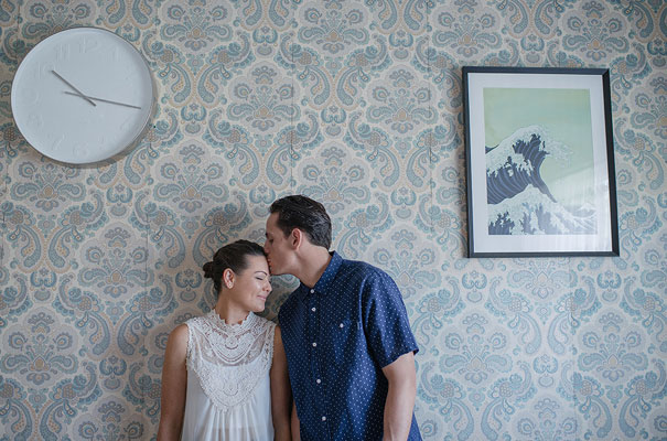 Alana-Blowfield-wedding-photographer-retro-interior13