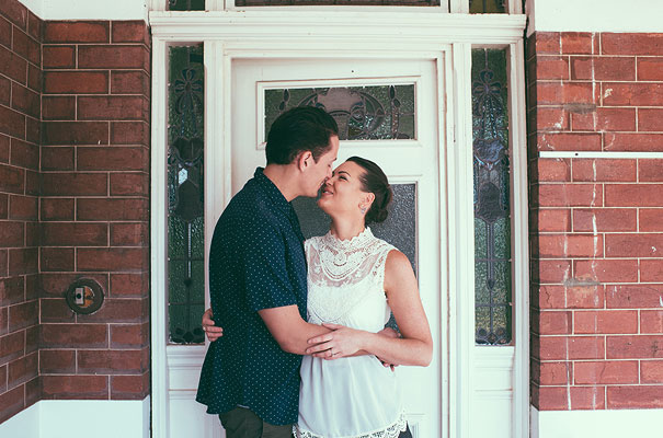 Alana-Blowfield-wedding-photographer-retro-interior16