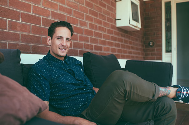 Alana-Blowfield-wedding-photographer-retro-interior19