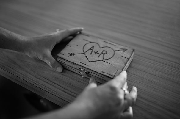 Alana-Blowfield-wedding-photographer-retro-interior4